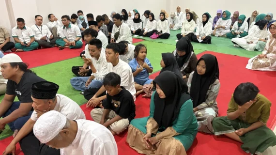 RS Permata Gunung Putri Berbagi Keceriaan dan Semangat bersama Anak Yatim