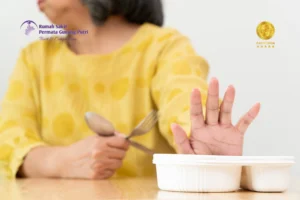 Nafsu Makan Menurun pada Lansia, Wajar atau Tidak?