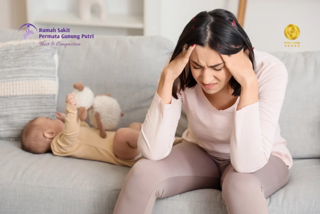 Ibu pasca melahirkan didampingi suami saat masa nifas untuk menjaga kesehatan fisik dan mental.